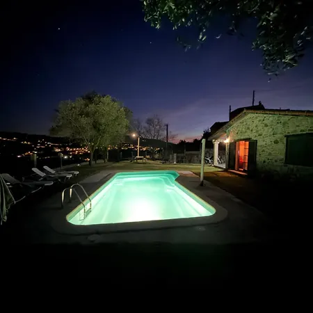 Hébergement de vacances Casa 2 Con Piscina Y Cenador Al Aire Libre